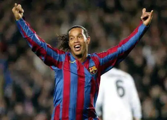 曼都曾在多 曼都曾在多